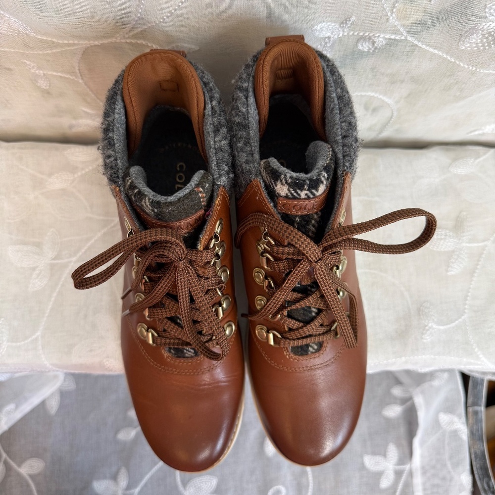 Cole Haan Nantucket Rugged Waterproof Hiker Brown leather ankle Boots Sz snug 6 - Picture 6 of 14